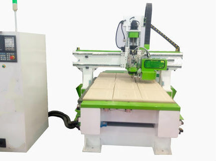 开料机装备选用哪一种机电好_开料机步进机电选型-万至达机电