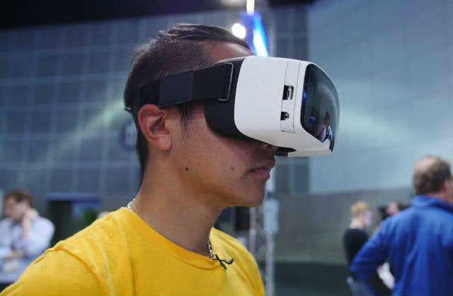 VR眼镜瞳孔间距调理机电_VR眼镜主动调焦机电处理计划-万至达机电